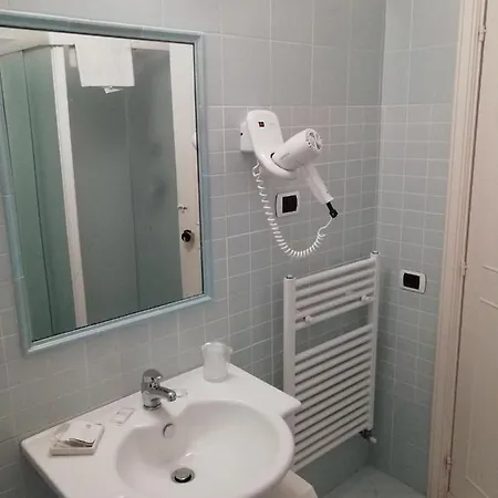 拉丰特酒店 酒店
